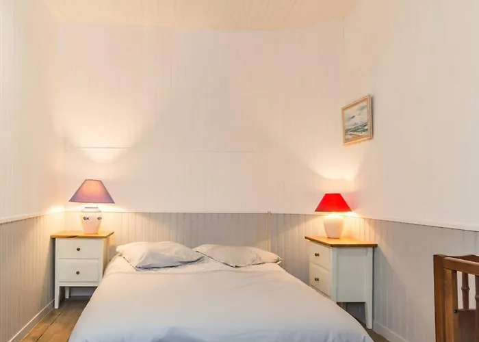 Holiday home Gite Gites De France - L'Hortensia *